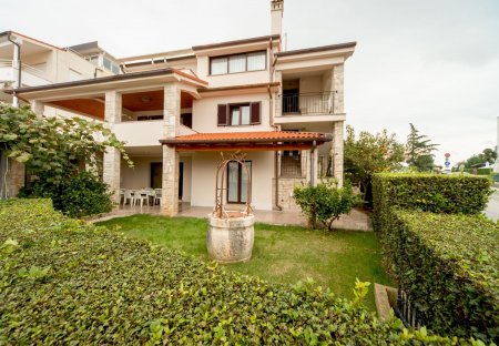 Apartment in Pješčana Uvala, Croatia