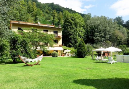 Apartment in Giardinetto-Ponte Maggio, Italy