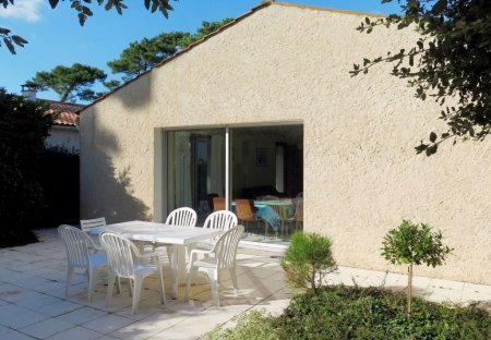 House in Les Mathes, France