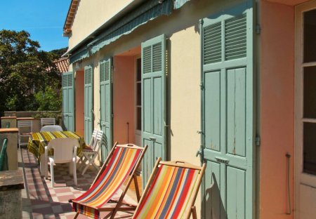 Apartment in Sanary-sur-Mer, the South of France