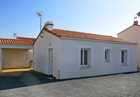 House in La Tranche-sur-Mer, France