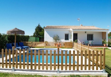 Villa in Roche Viejo, Spain