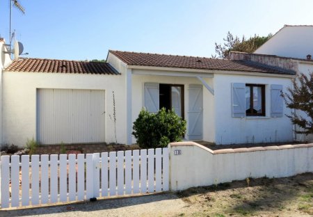House in La Tranche-sur-Mer, France
