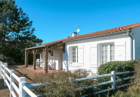House in La Tranche-sur-Mer, France