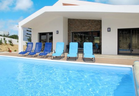 Villa in Vau, Portugal
