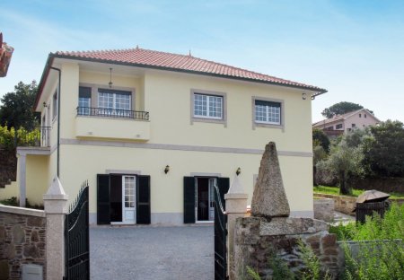 Villa in Lomba, Portugal