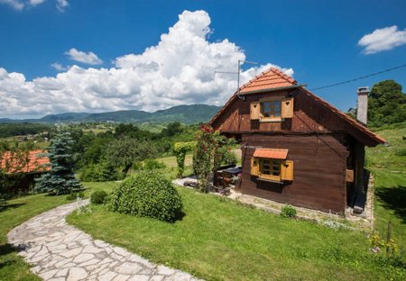 Cottage in Prhoć, Croatia