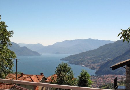 Apartment in Peglio, Italy