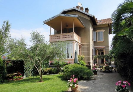Apartment in Castello, Italy