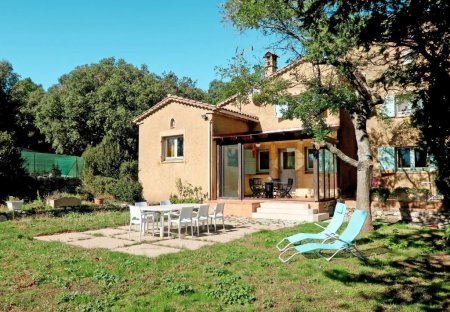 House in Ampus, the South of France