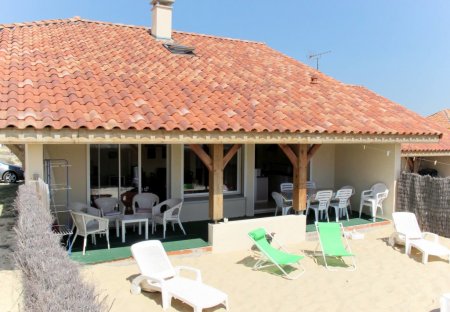 House in Saint-Julien-en-Born, France