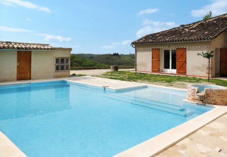 House in L'Honor-de-Cos, the South of France