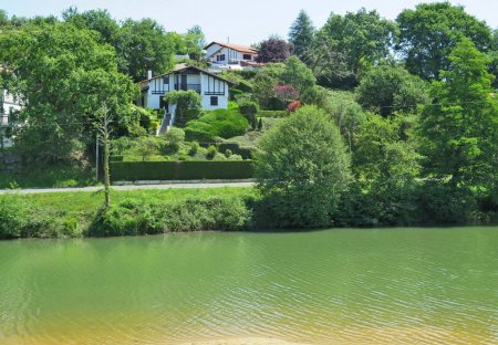 House in Saint-Pée-sur-Nivelle, France