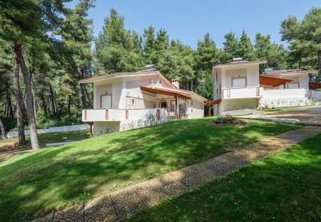 Villa in Kassandra, Greece