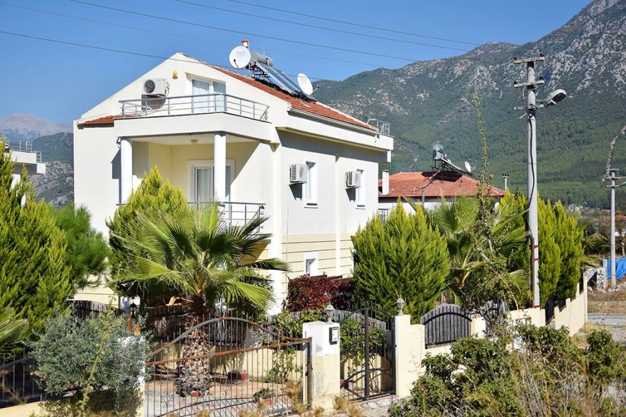 Villa in Turkey, Üzümlü