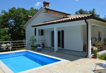 Villa in Kapelica, Croatia