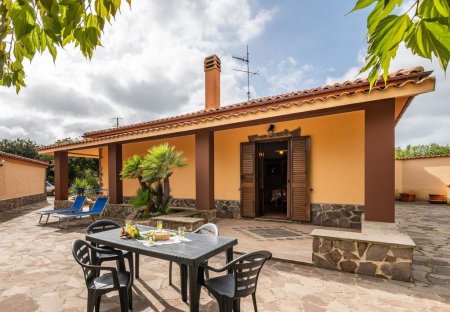 Villa in Alghero, Sardinia