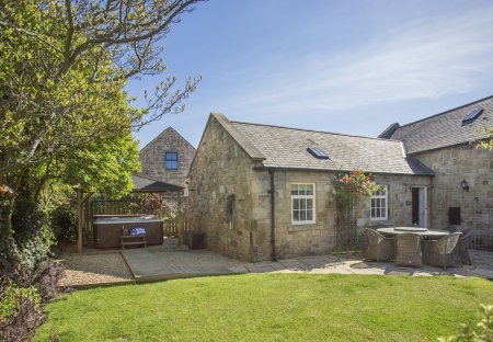 Cottage in North Sunderland, England
