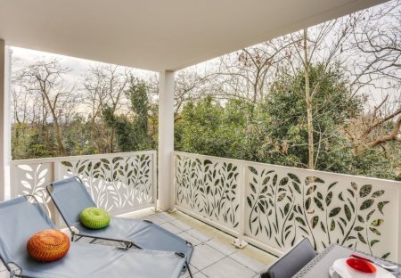Apartment in Arenes-Lachepaillet, France