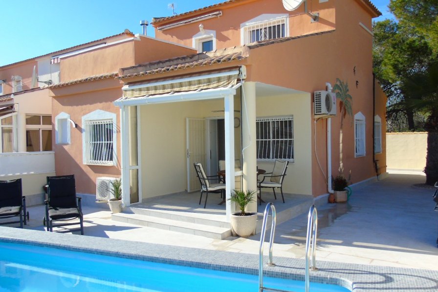Villa to rent in Rojales, Spain with private pool 286322