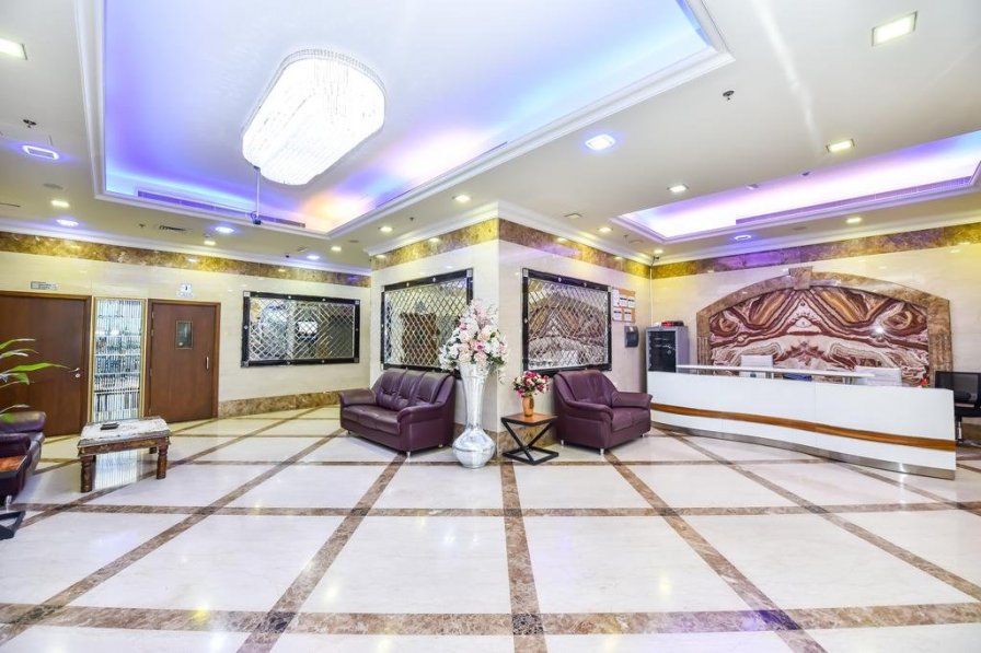 Apartment to rent in Al Barsha, United Arab Emirates with shared pool 286370