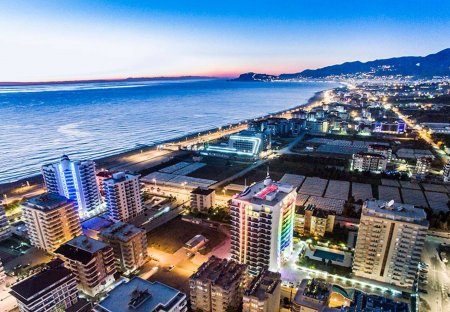 Apartment in Kargıcak Belediyesi, Turkey