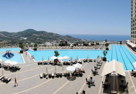Apartment in Kargicak, Turkey