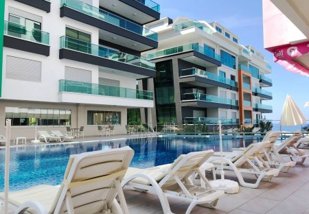 Apartment in Kargıcak Belediyesi, Turkey