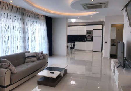 Apartment in Kargıcak Belediyesi, Turkey