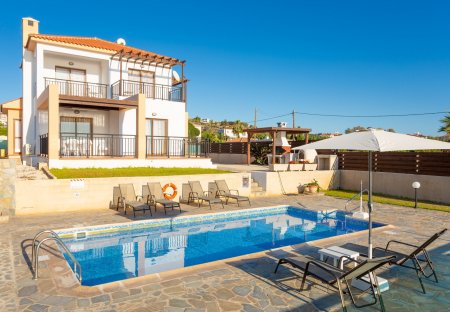 Villa in Kissonerga, Cyprus