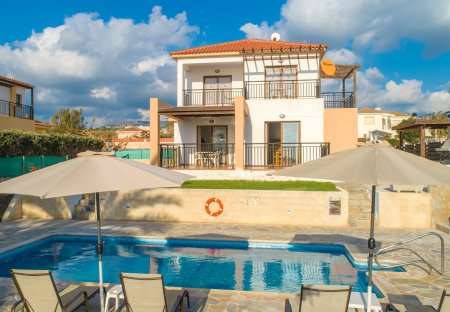 Villa in Kissonerga, Cyprus