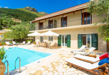 Villa in Nissaki, Corfu