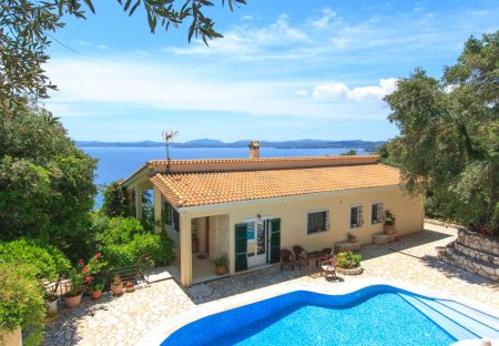 Villa in Nissaki, Corfu