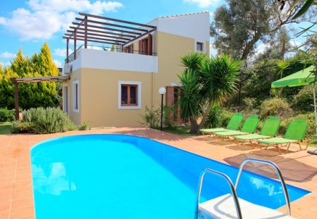 Villa in Maroulas, Crete