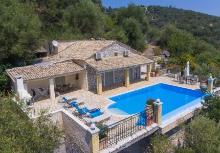 Villa in Nissaki, Corfu