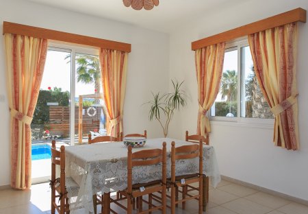Villa in Peyia, Cyprus