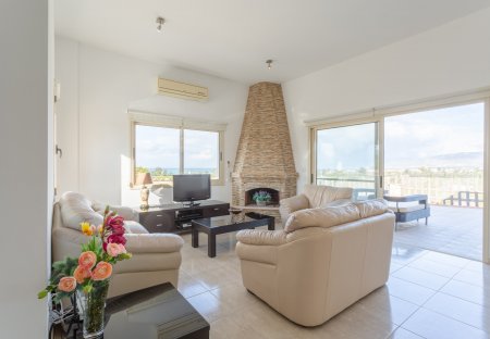 Villa in Polis Chrysochous, Cyprus