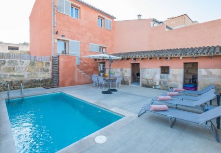 Villa in Sineu, Majorca