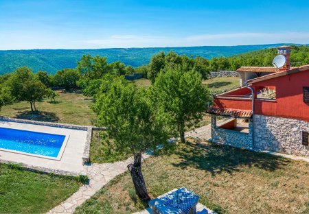 Villa in Kunj, Croatia