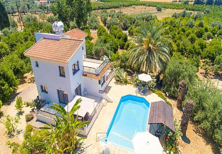 Villa in Polis Chrysochous, Cyprus