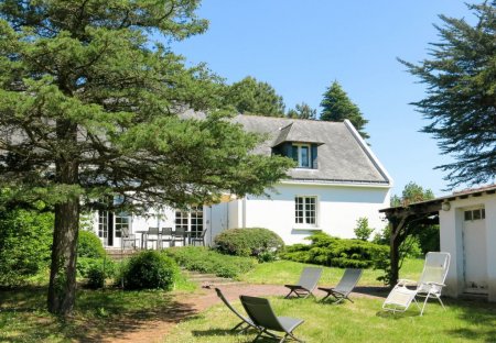 House in Mesquer, France