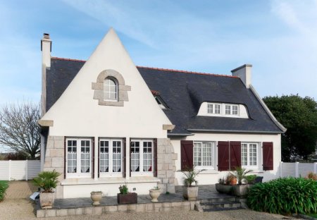 House in Plounéour-Brignogan-Plages, France