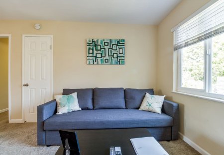 Apartment in Sunnyvale, California