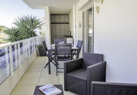 Apartment in Carqueiranne, the South of France