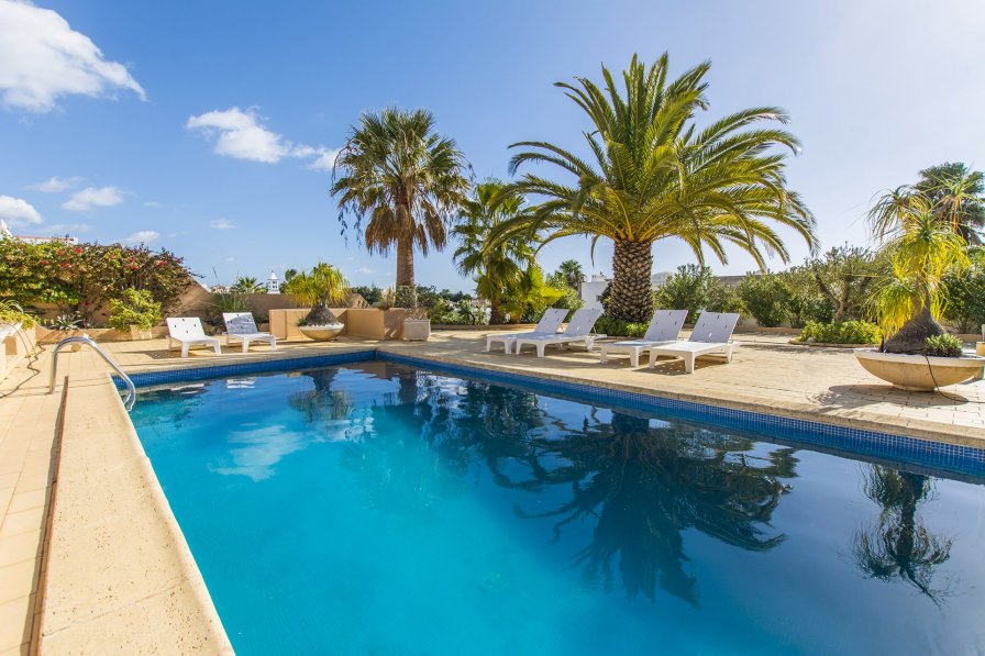Villa to rent in Sesmarias, Algarve with private pool 288707