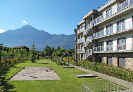 Apartment in Domaso, Italy