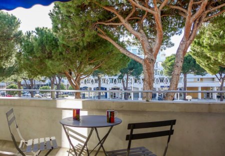 Apartment in La Grande-Motte Centre, the South of France
