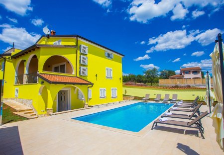 Villa in Mušalež, Croatia