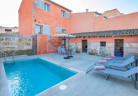 Villa in Sineu, Majorca