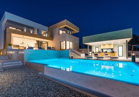 Villa in Debeljak, Croatia